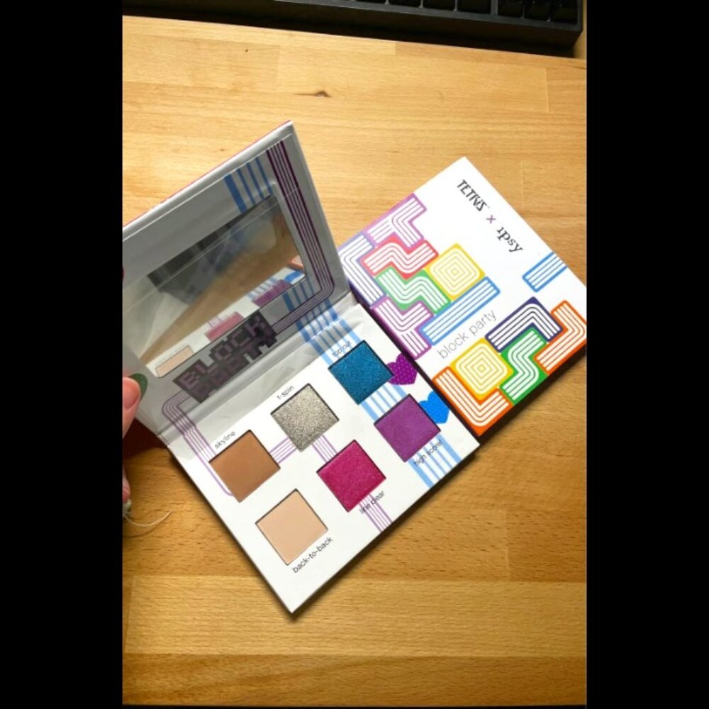 TETRIS™ X IPSY Block Party Eyeshadow Palette